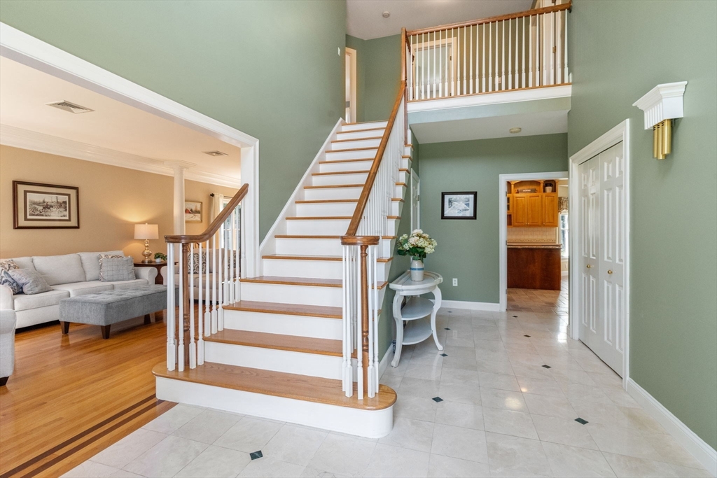 4 Forest Lane