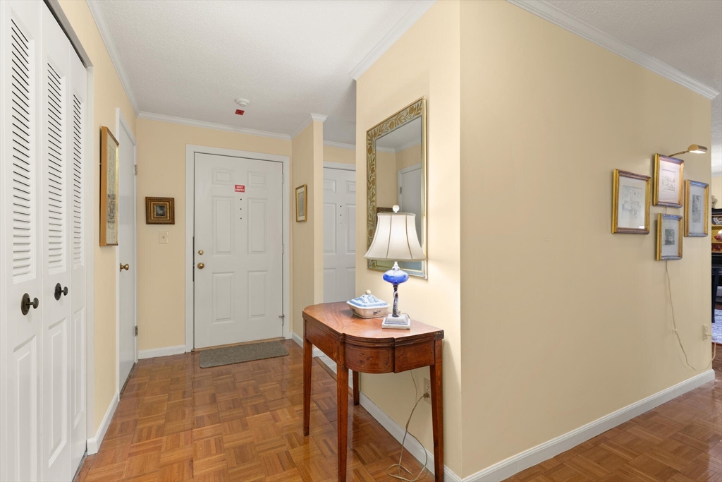 181 Littleton Rd 117