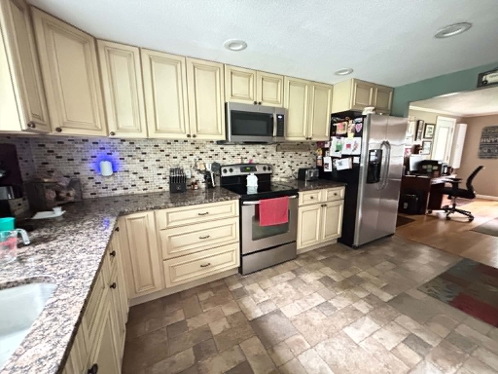414 Partridgeville Rd, Athol, MA, 414 Partridgeville Rd, Athol, MA Photo #2