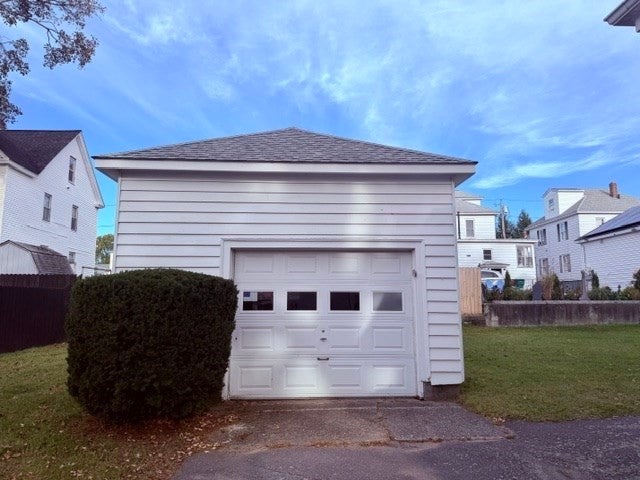 112 Fisher St