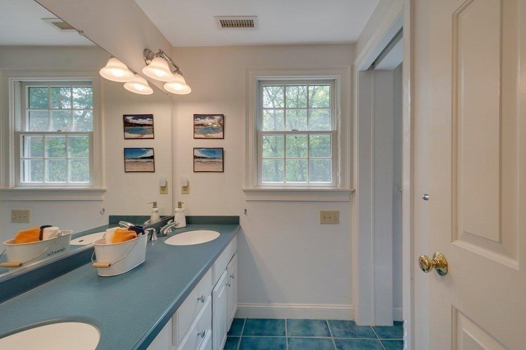 132 Central St, North Reading, MA, 132 Central St, North Reading, MA Photo #28