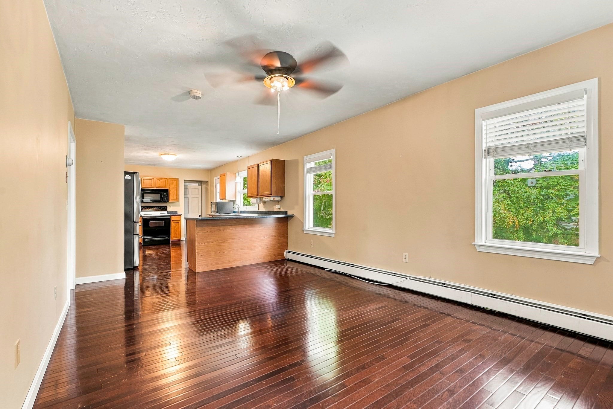 24 Washington Street, Mendon, MA Photo #4