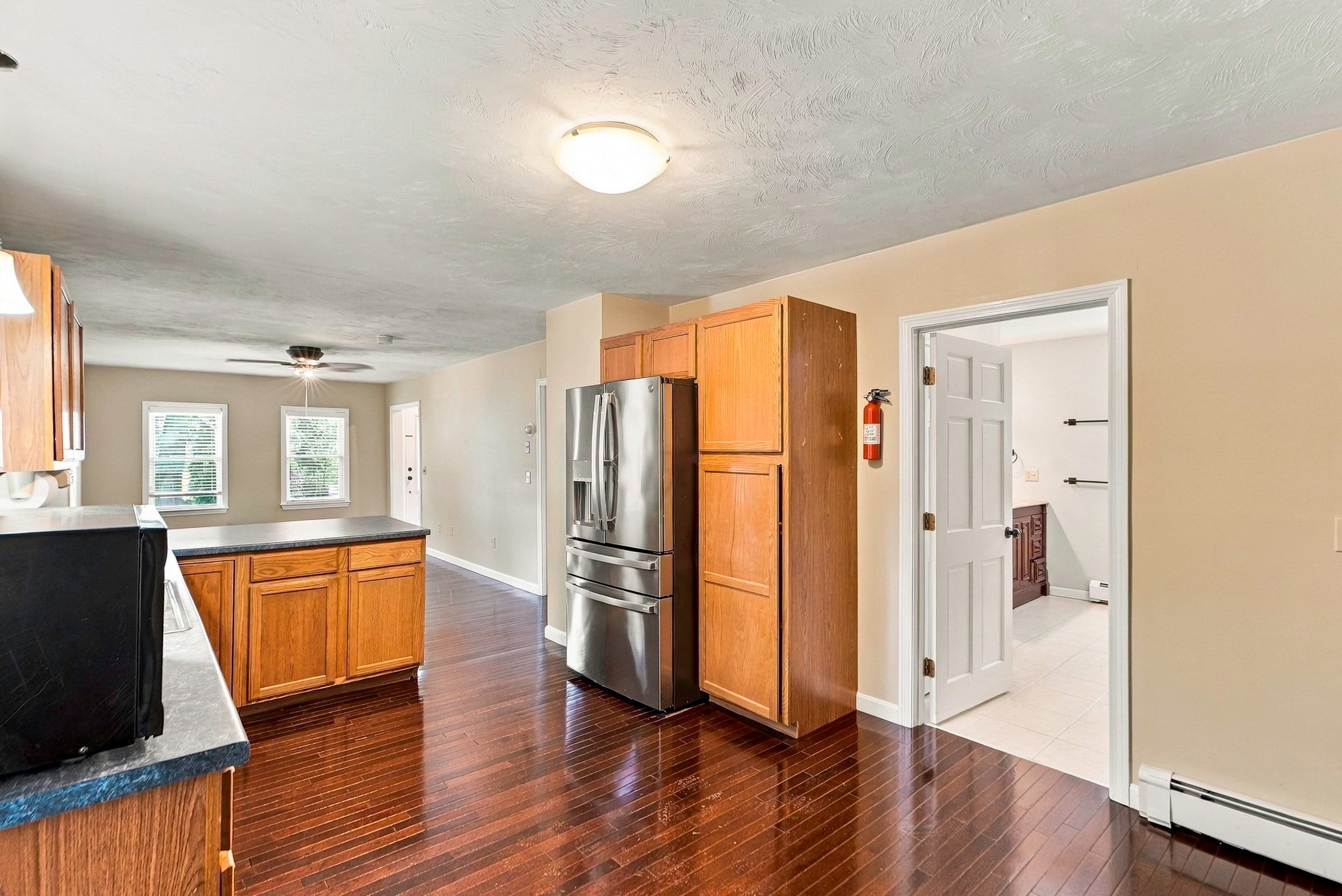 24 Washington Street, Mendon, MA Photo #10
