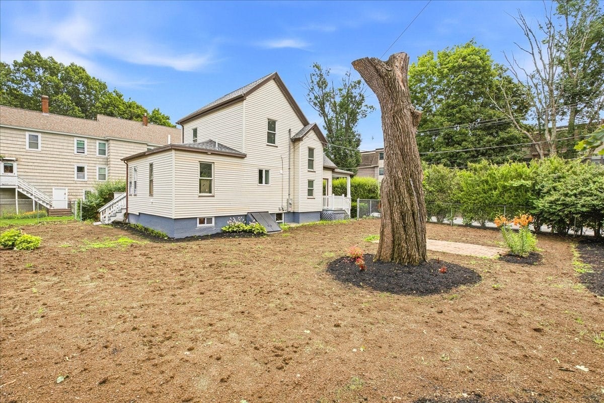 29 Wentworth Ave, Stoughton, MA Photo #41
