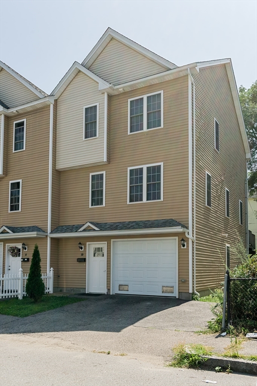 39 Sigel St