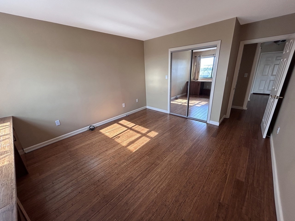 Watertown, Massachusetts 02472, United States, 2 Bedrooms Bedrooms, ,2 BathroomsBathrooms,Residential,Active,197298