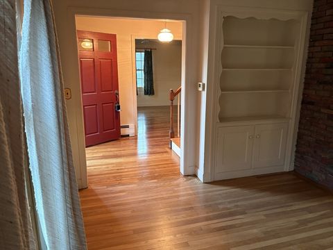 10 Jesse Davis Barrington RI 02806