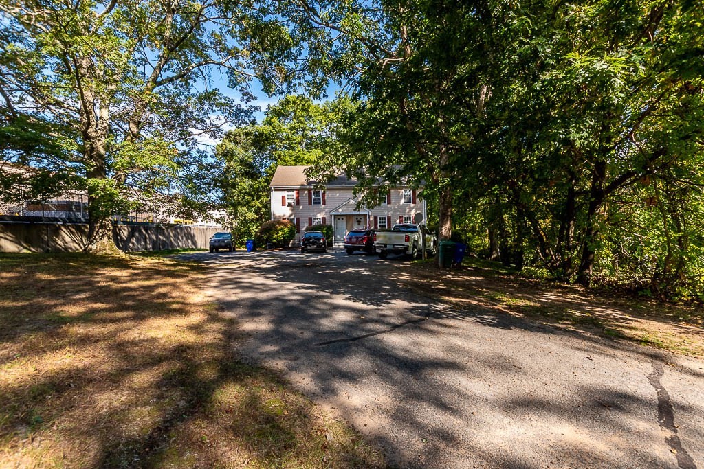 36-38 Jarson Ln