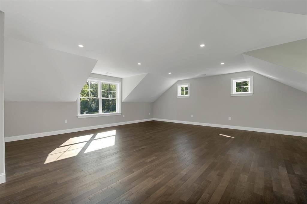 60 Jenkins Rd, Bedford, NH, 60 Jenkins Rd, Bedford, NH Photo #29