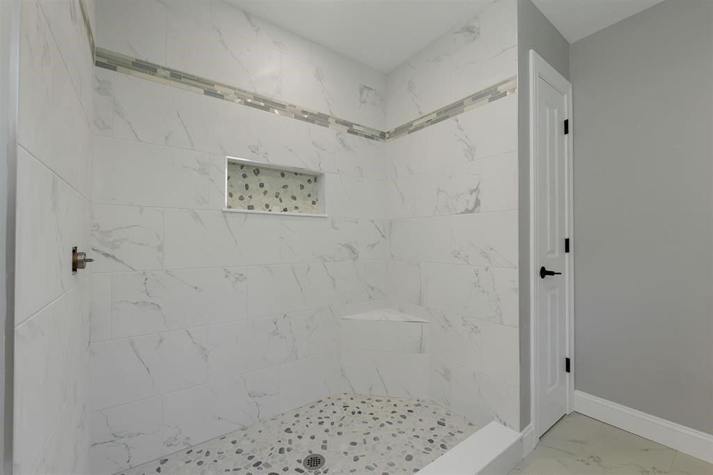 60 Jenkins Rd, Bedford, NH, 60 Jenkins Rd, Bedford, NH Photo #26