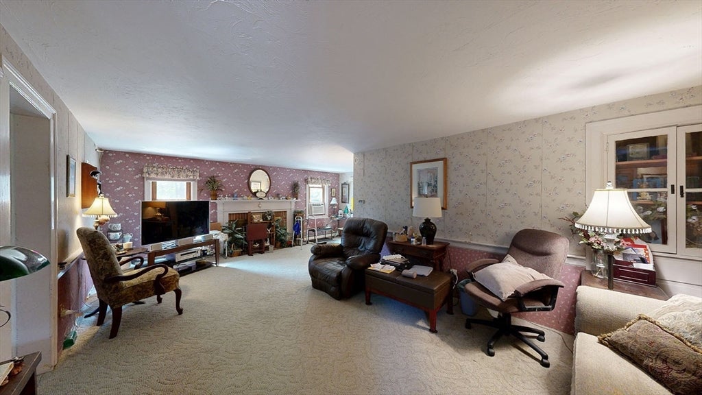 18 North Ave, Attleboro, MA, 18 North Ave, Attleboro, MA Photo #6