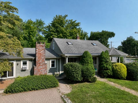 Photo of 18 North Ave, Attleboro, MA 02703 (MLS # 73563508)