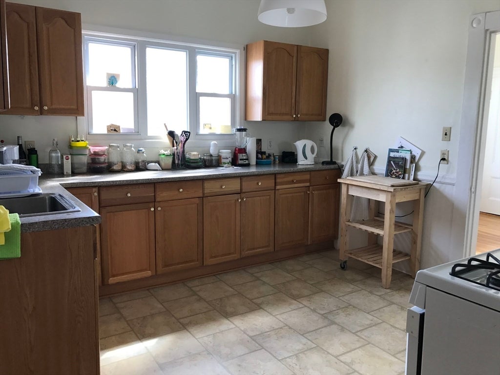118 Inman St #3, Cambridge, MA Photo #1