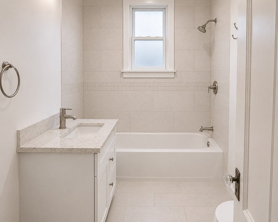 118 Inman St #3, Cambridge, MA Photo #2