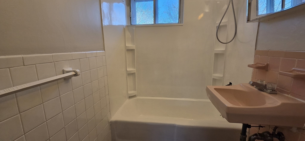 5 Waldemar Ave #3, Boston, MA Photo #10