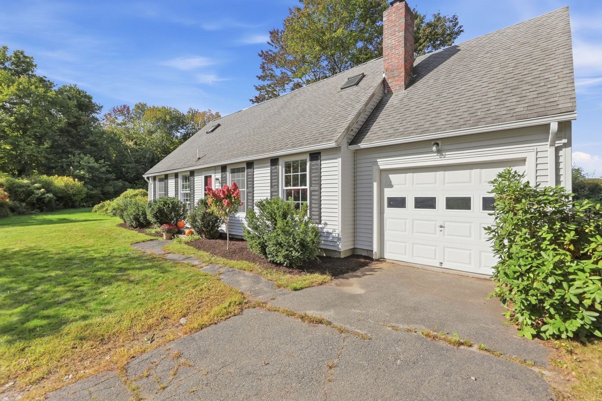 15 Surrey Ln, Amherst, MA Photo #6