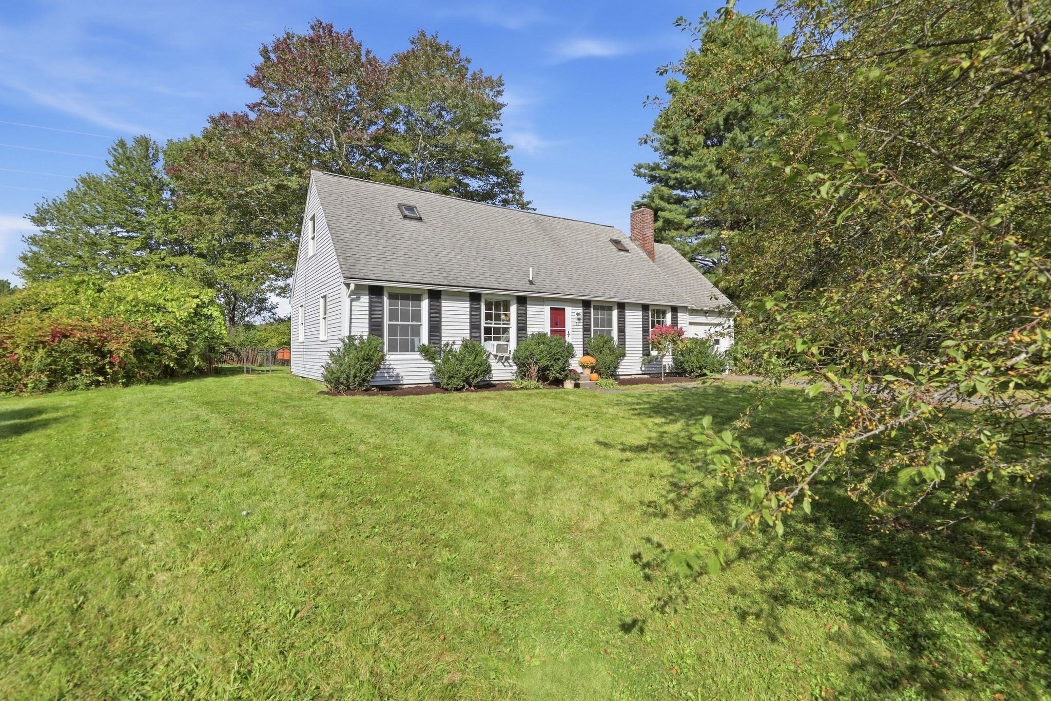 15 Surrey Ln, Amherst, MA Photo #3