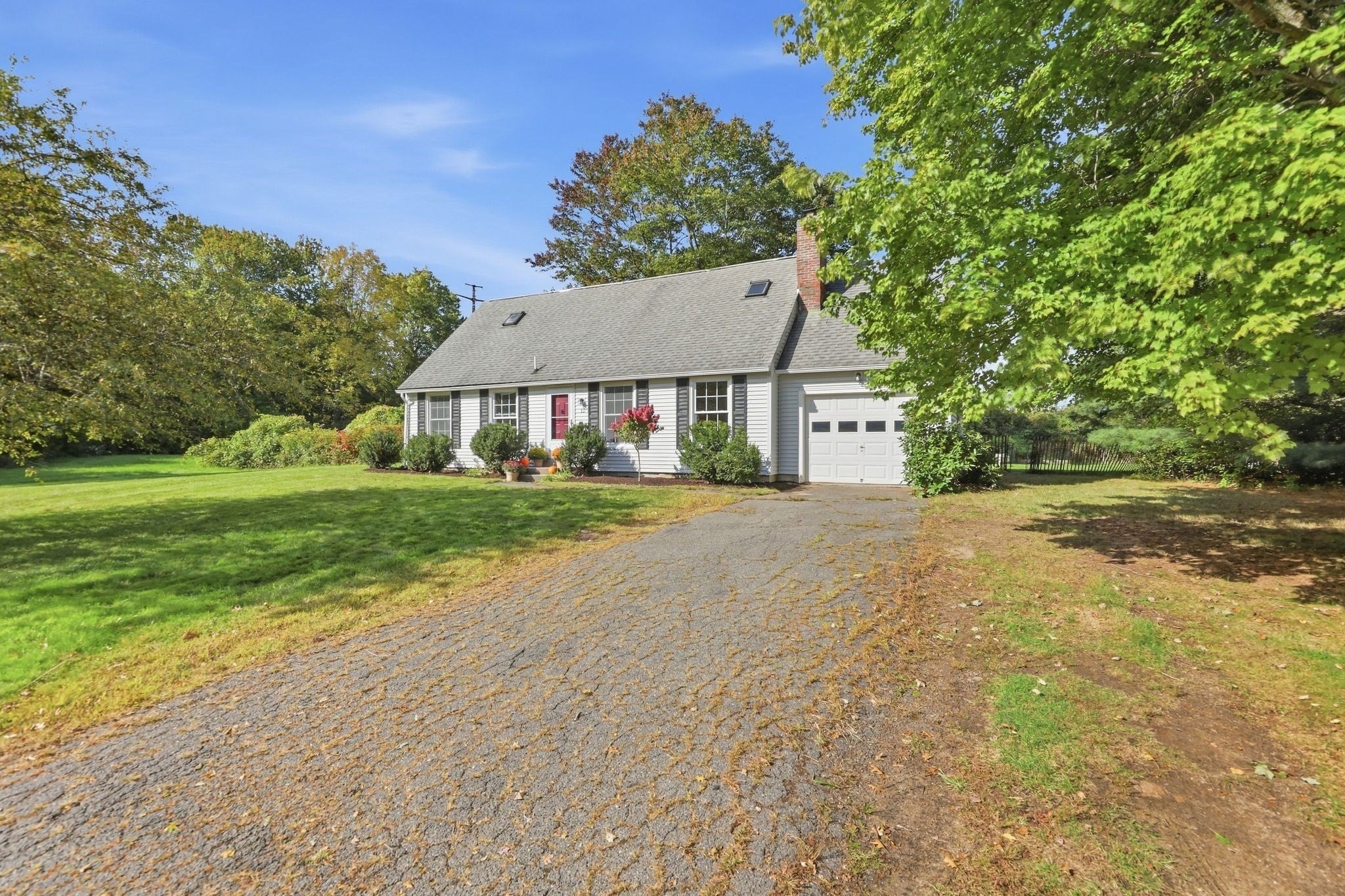 15 Surrey Ln, Amherst, MA Photo #5