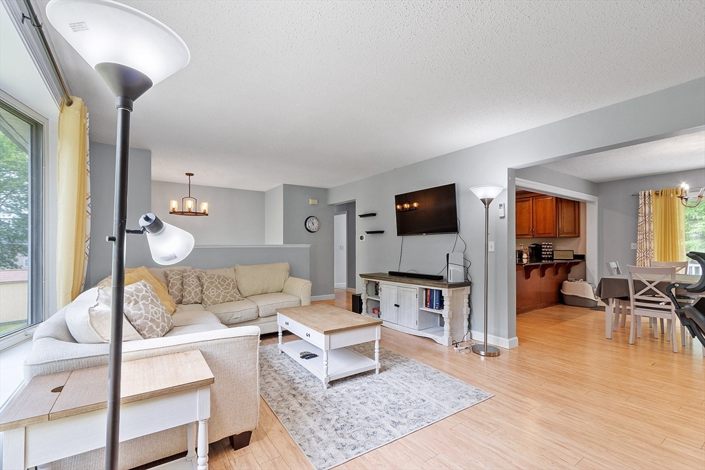 24 Joel Scott Dr