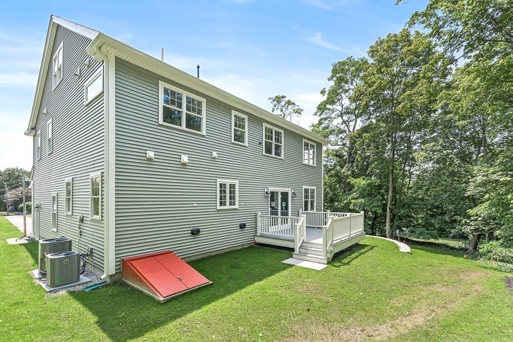 26 Flagg Street