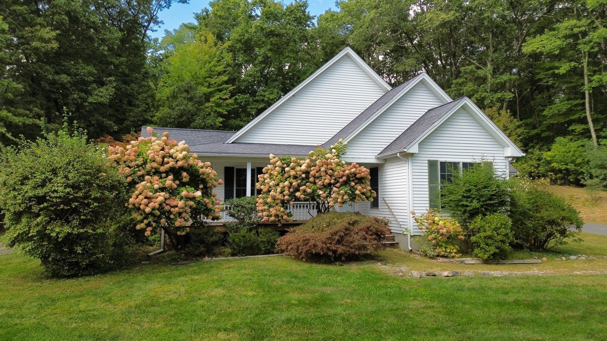 345 Rocky Hill Rd, Northampton, MA Photo #2