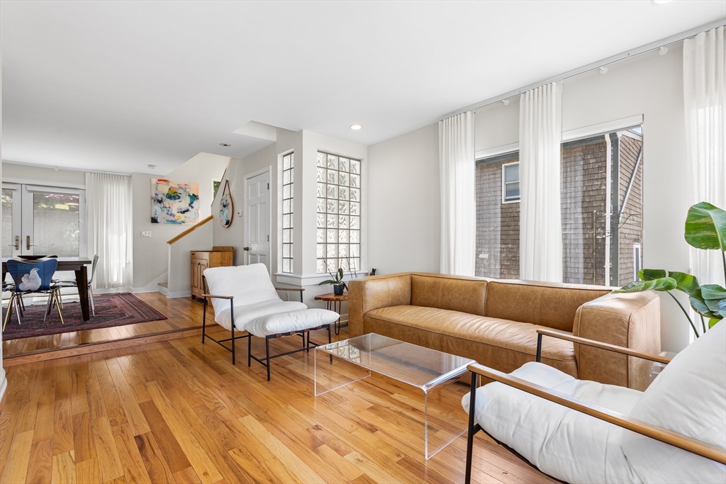 10 Prospect Ave