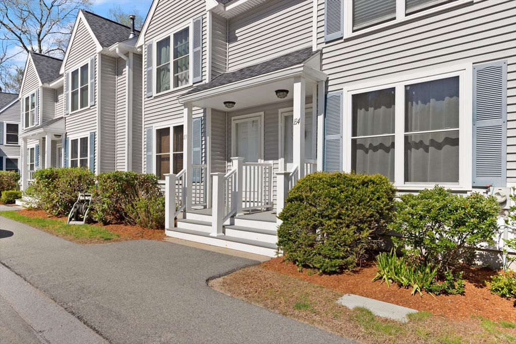 10 Groton Road E4