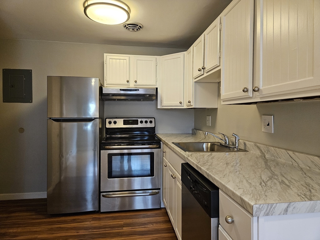 38 Carey Ave #3, Watertown, MA Photo #1
