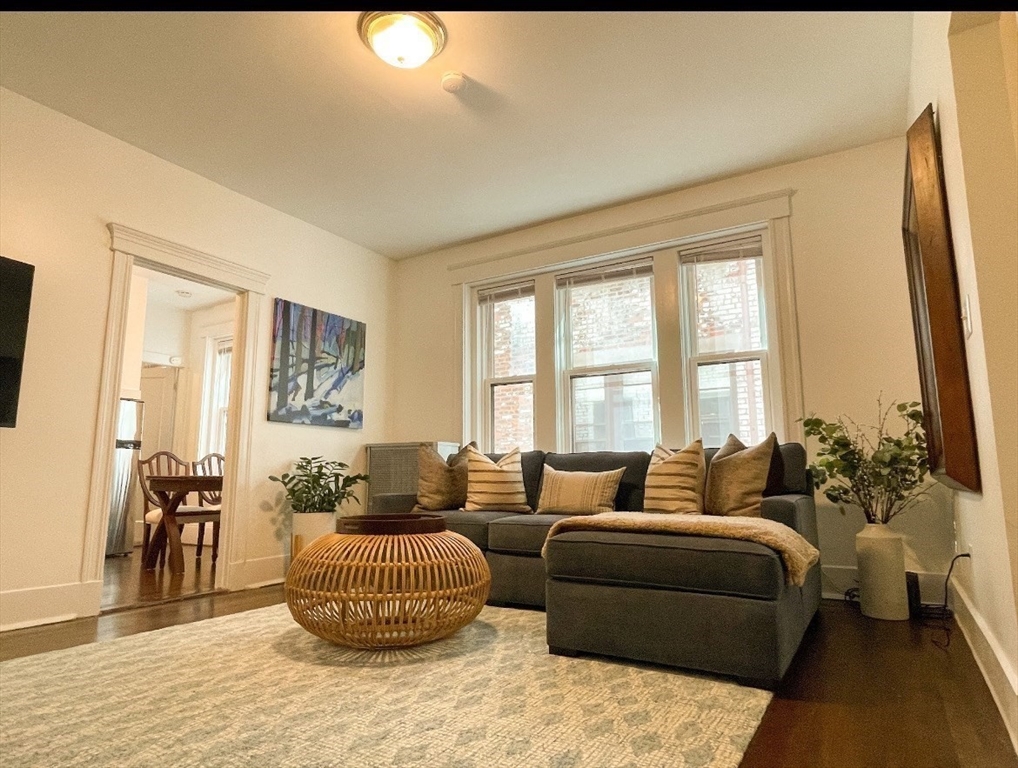 1870 Commonwealth Avenue 8