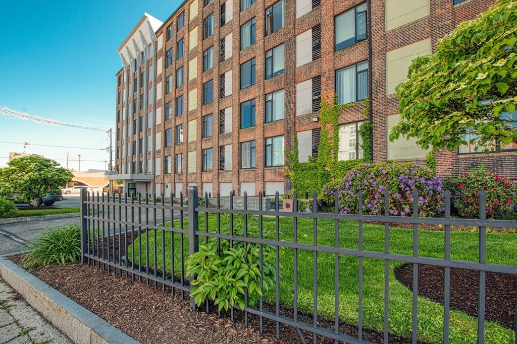 147 Centre Street 201