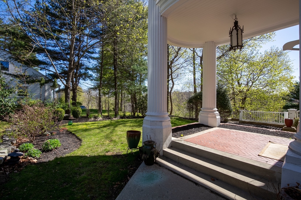 1401 Great Pond Rd 4