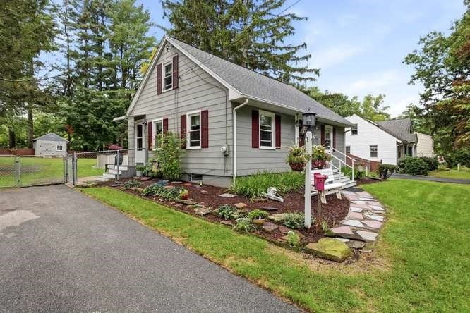 386 Parker St, East Longmeadow, MA, 386 Parker St, East Longmeadow, MA Photo #4