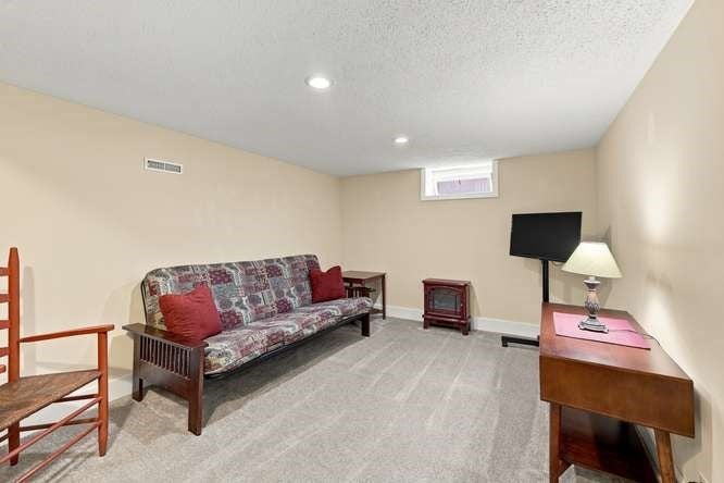 386 Parker St, East Longmeadow, MA, 386 Parker St, East Longmeadow, MA Photo #31