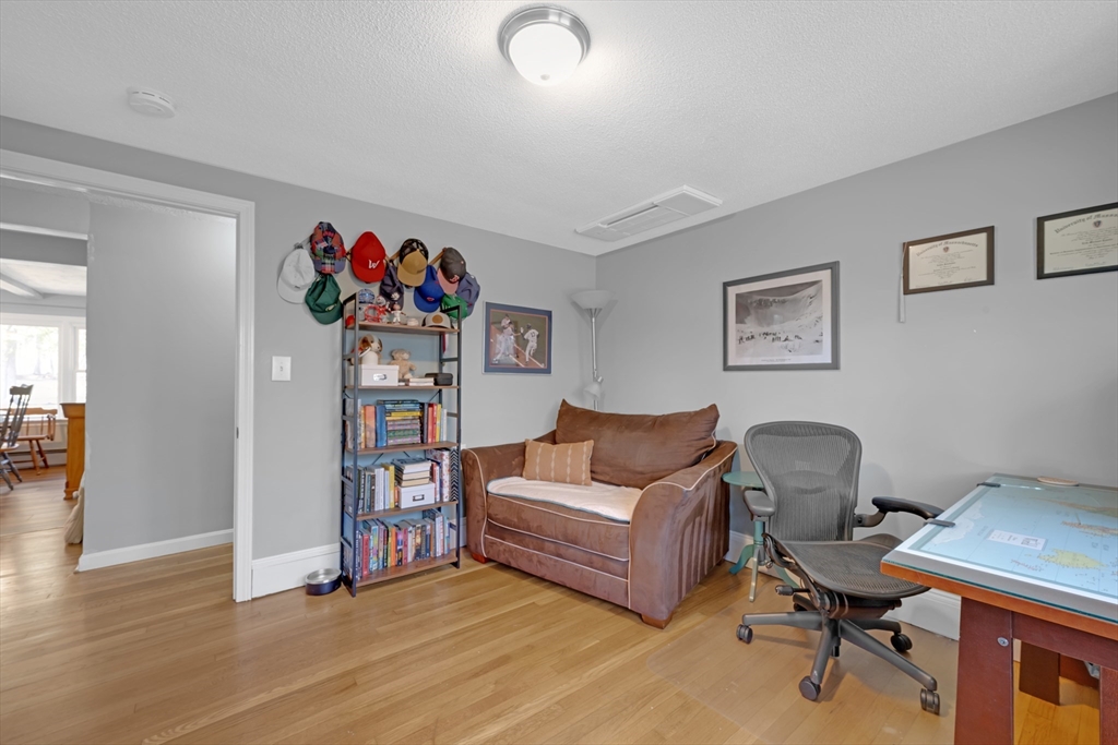 3 Santom St, Auburn, MA Photo #25