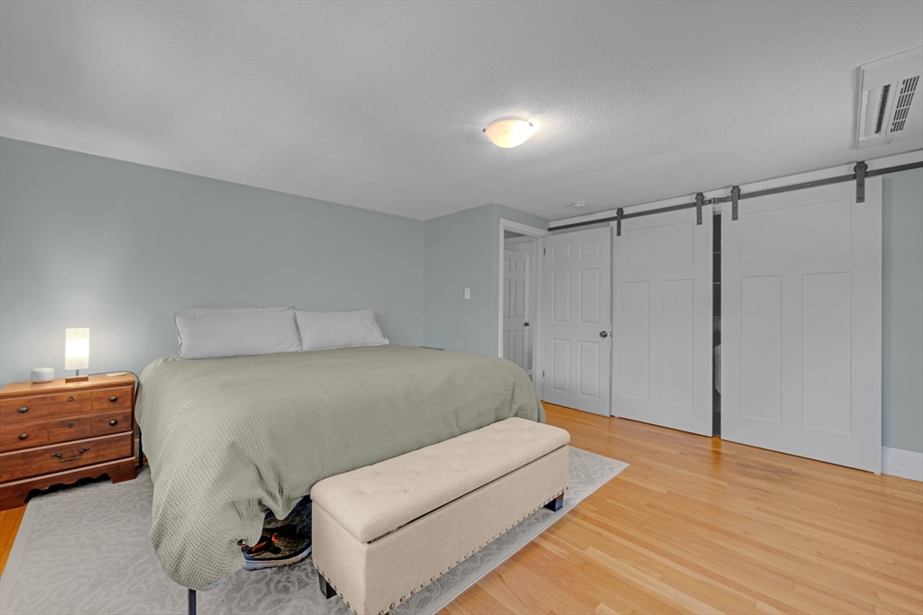 3 Santom St, Auburn, MA Photo #22