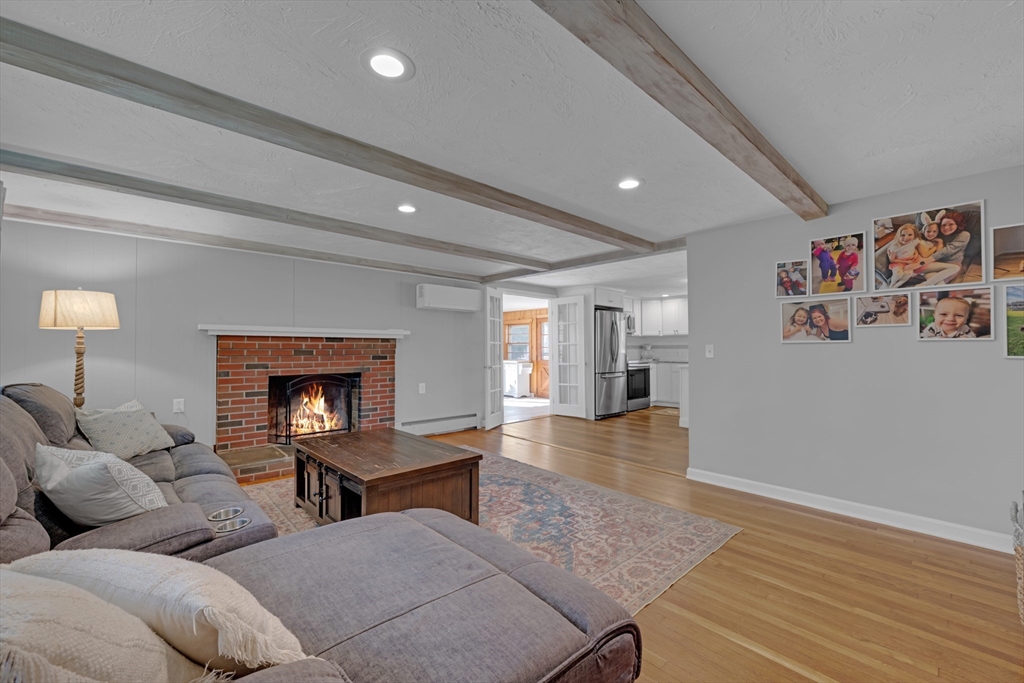 3 Santom St, Auburn, MA Photo #15
