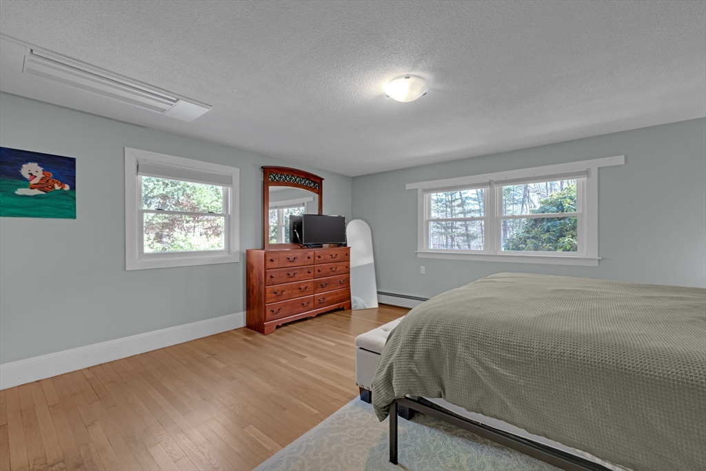 3 Santom St, Auburn, MA Photo #23