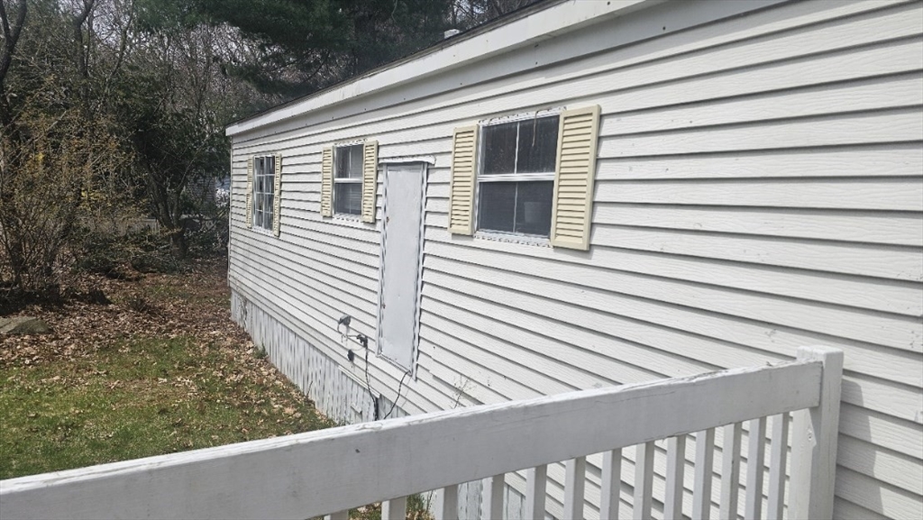 38 Kendell Ln