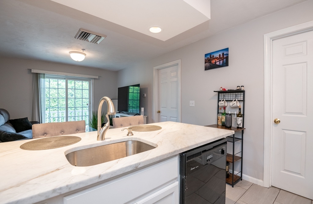 234 Water St 204