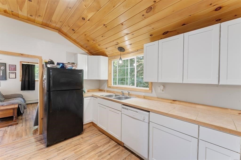 1530 Hartford Pike, Killingly, CT Photo #27