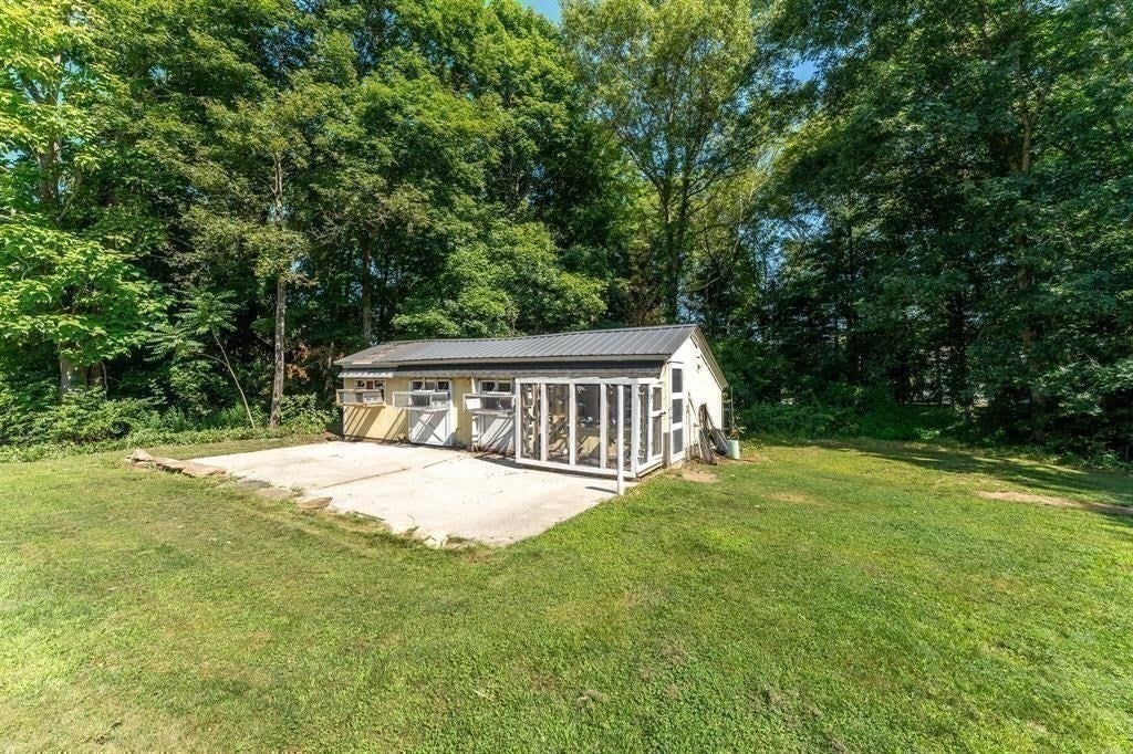 1530 Hartford Pike, Killingly, CT Photo #33