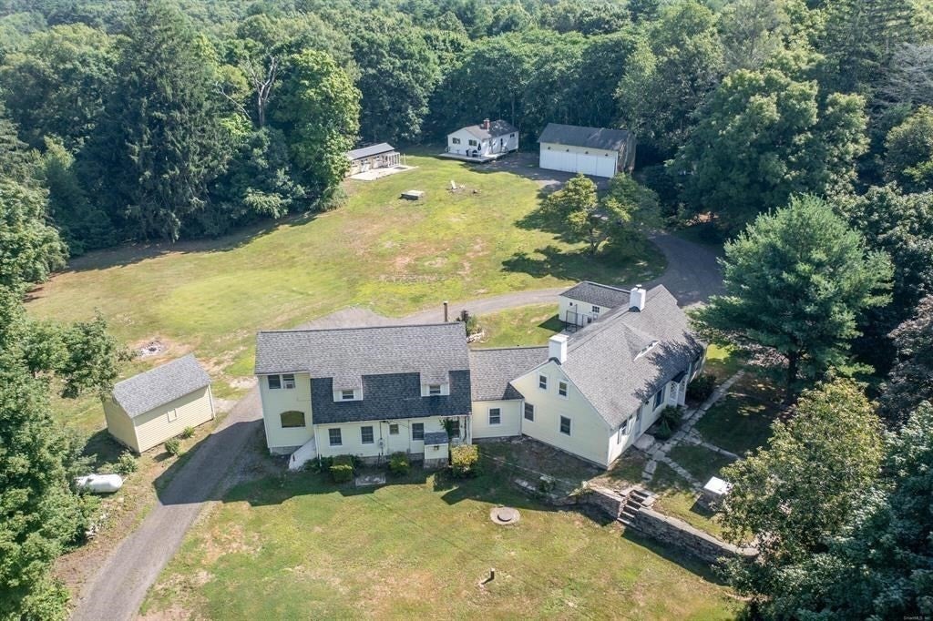 1530 Hartford Pike, Killingly, CT Photo #2