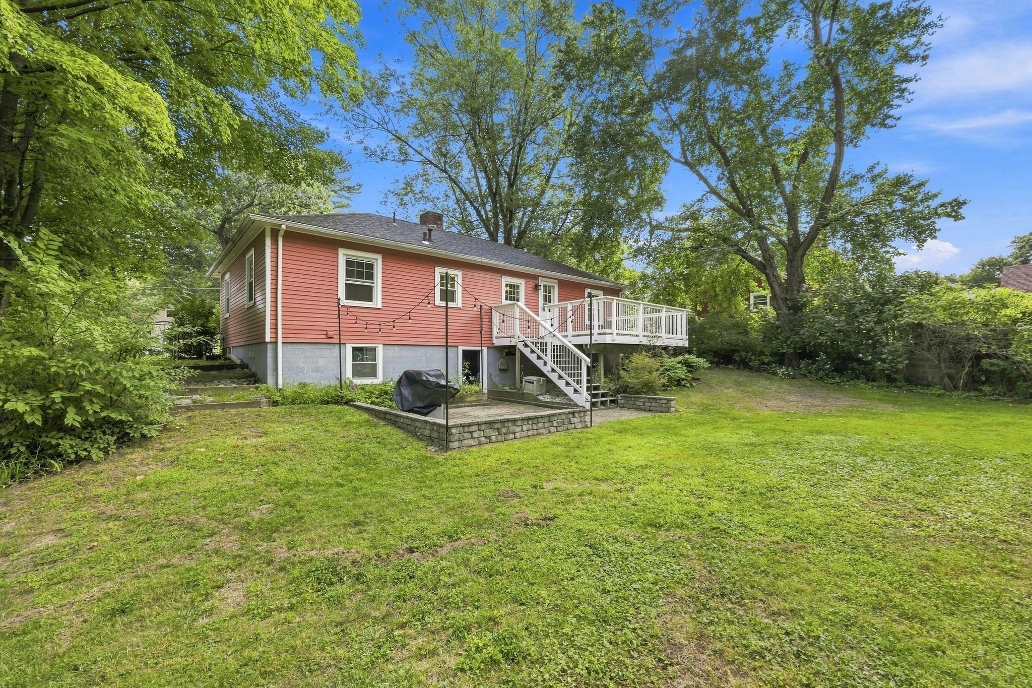 20 Sunset Ave, South Hadley, MA Photo #36