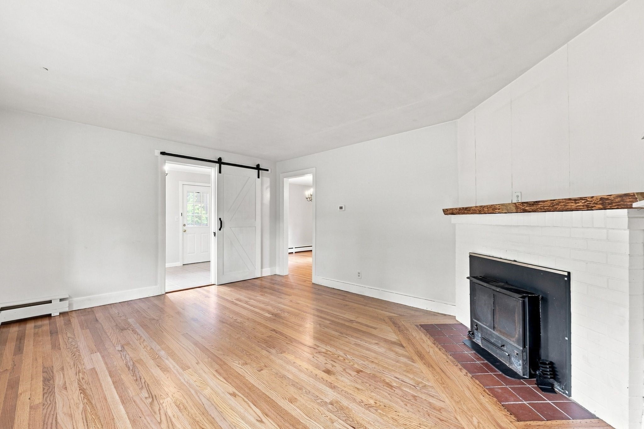 20 Sunset Ave, South Hadley, MA Photo #7