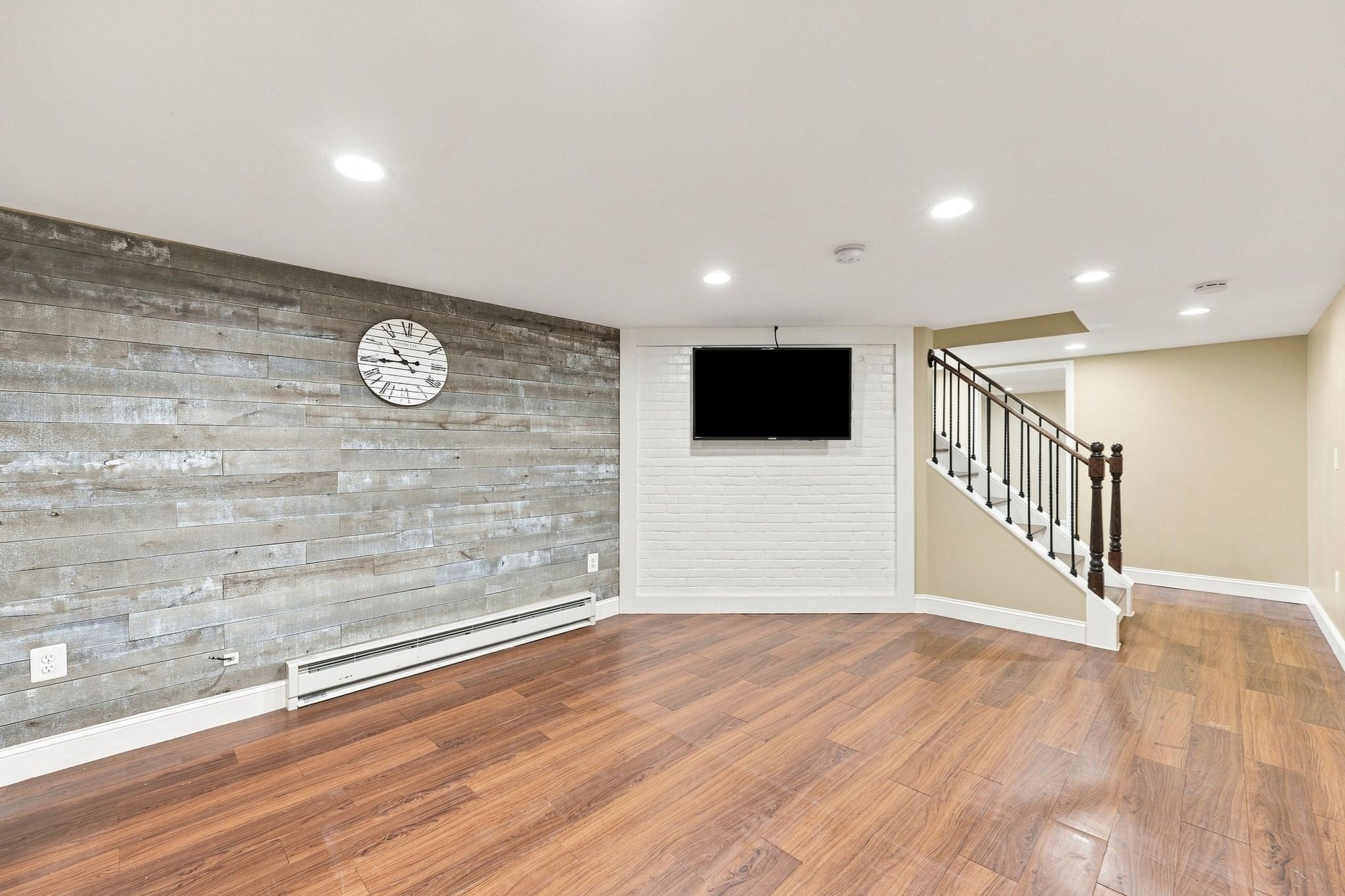 20 Sunset Ave, South Hadley, MA Photo #26
