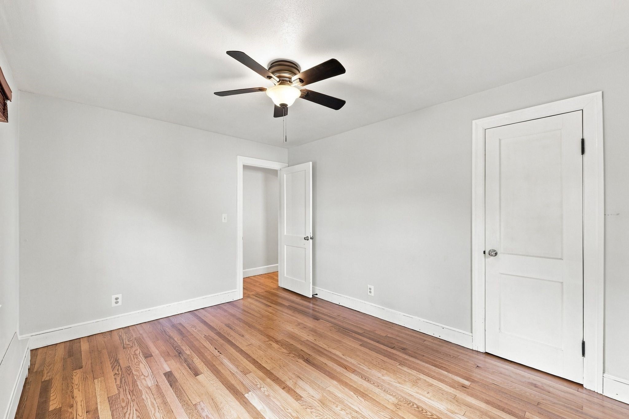 20 Sunset Ave, South Hadley, MA Photo #19