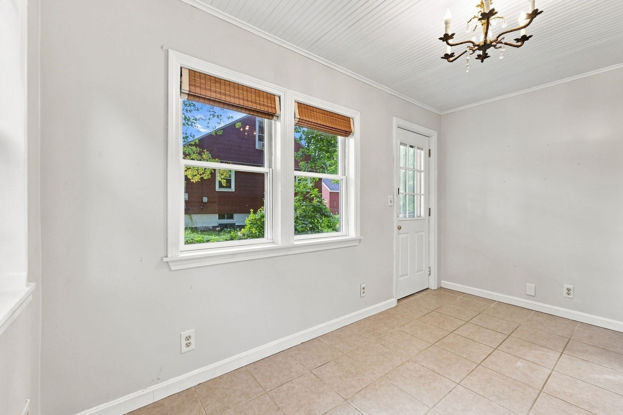 20 Sunset Ave, South Hadley, MA Photo #17
