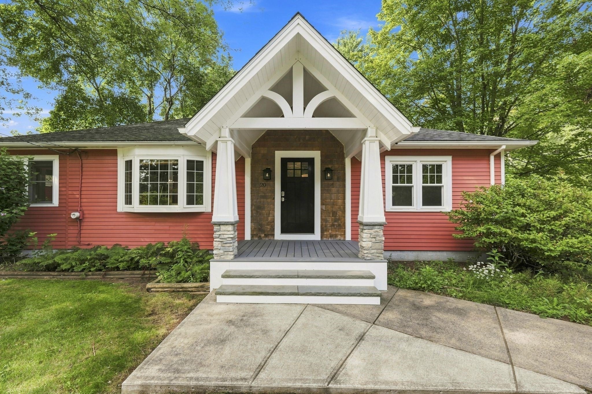 20 Sunset Ave, South Hadley, MA Photo #2