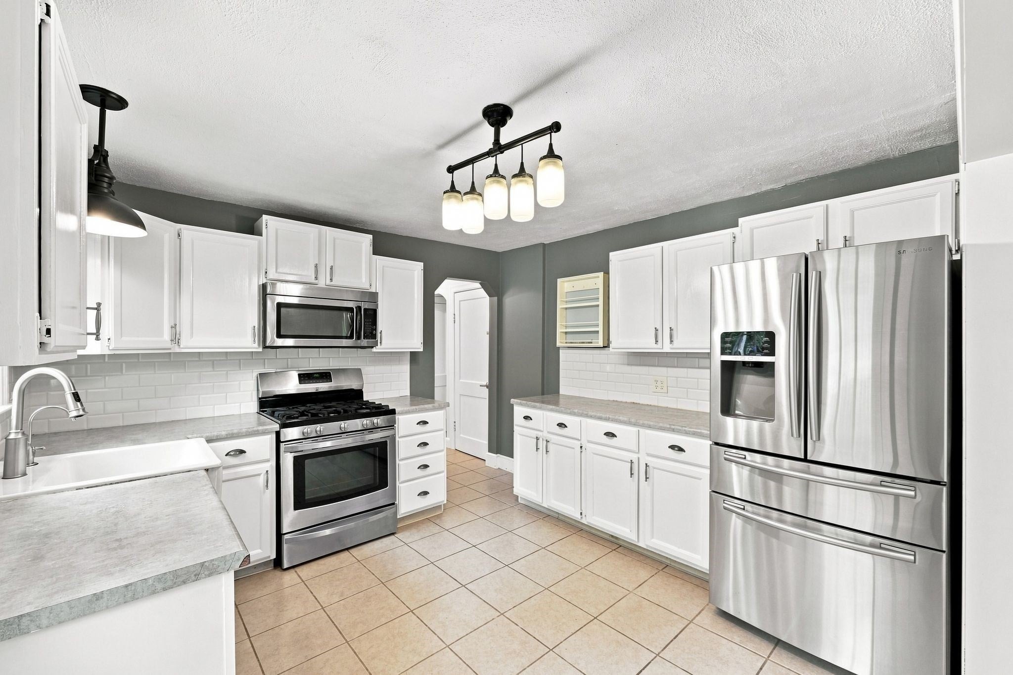 20 Sunset Ave, South Hadley, MA Photo #12