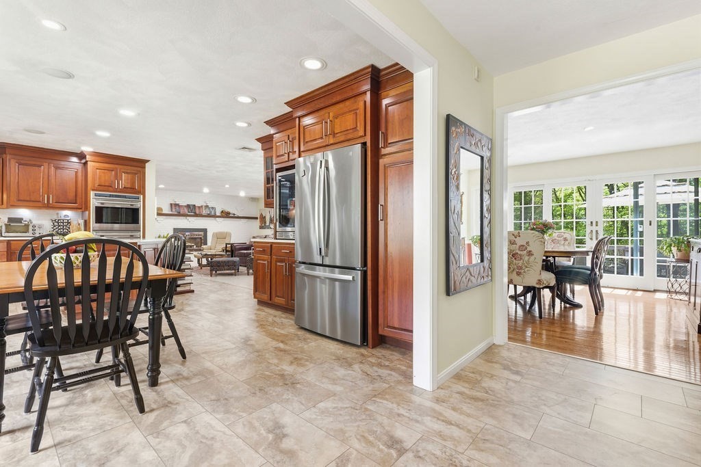 795 Maple St, Mansfield, MA Photo #18